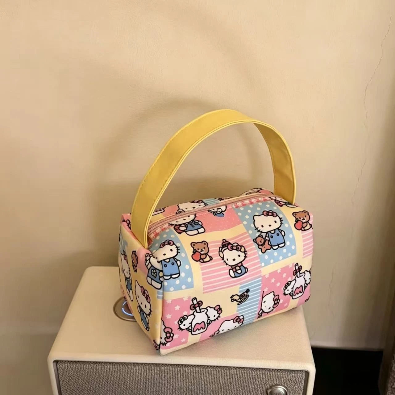 Sanrio Hello Kitty Cartoon Makeup Bag Kt Cat Portable Travel Toiletry Bag Outing Tee-Dimensional Handbag Girl Birthday Gifts My Store