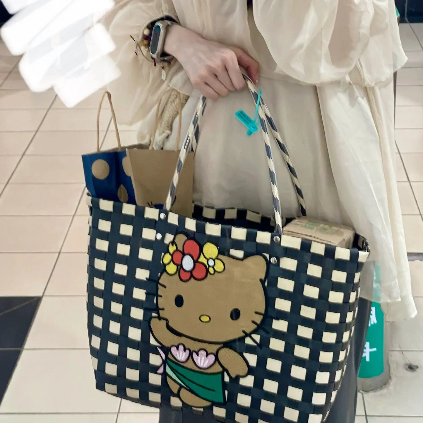 New Hello Kitty Handheld Woven Bag Fashion High Quality Girls' Beach Bag Cartoon Large Capacity Multifunctional Women's Handbag My Store